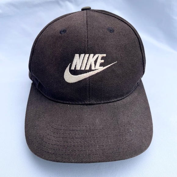 Vintage Nike Embroidered Spellout Logo Swoosh Faded Black Snapback Hat Cap - Picture 1 of 14